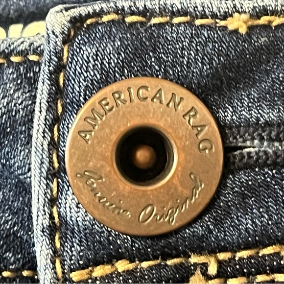 Women’s American Rag factory distressed jeans. Size 9. - Picture 6 of 16